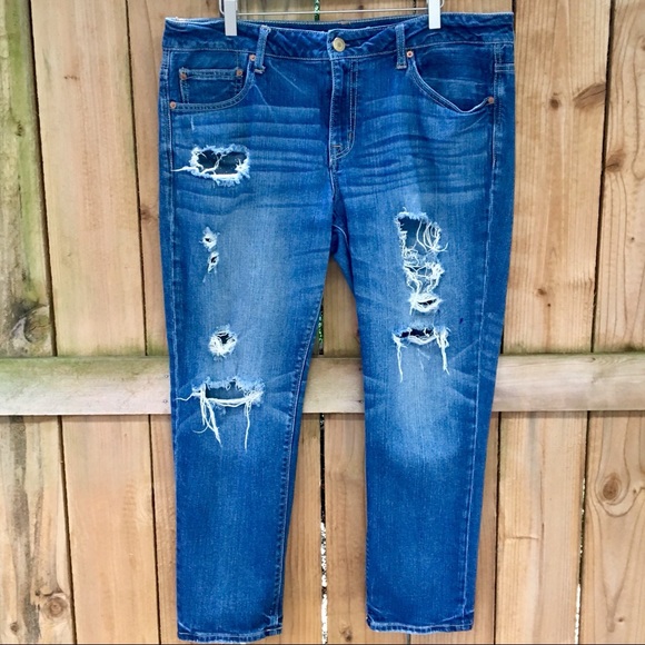American Eagle Outfitters Denim - 🆕 American Eagle Stretch Slouchy Destroyed Jeans